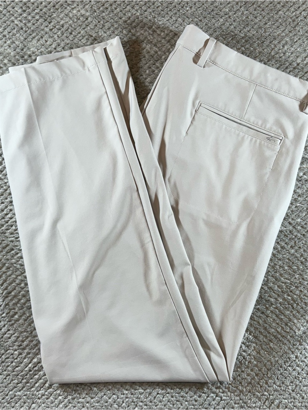 NWOT Greg Norman Men's 38x32 Cream Chino Golf Office Athletic Stretch Pants